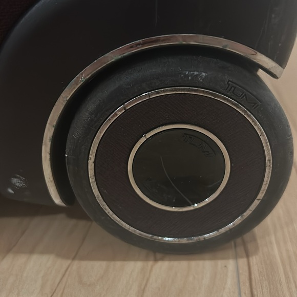 Tumi Burgundy Nylon Arrive De Gaulle International 2 Wheeld Carry-On Luggage - Picture 4 of 15